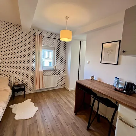 Elite 1-bedroom In By Mazowiecka Appartement *