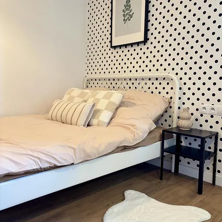 Elite 1-bedroom In By Mazowiecka Apartamento